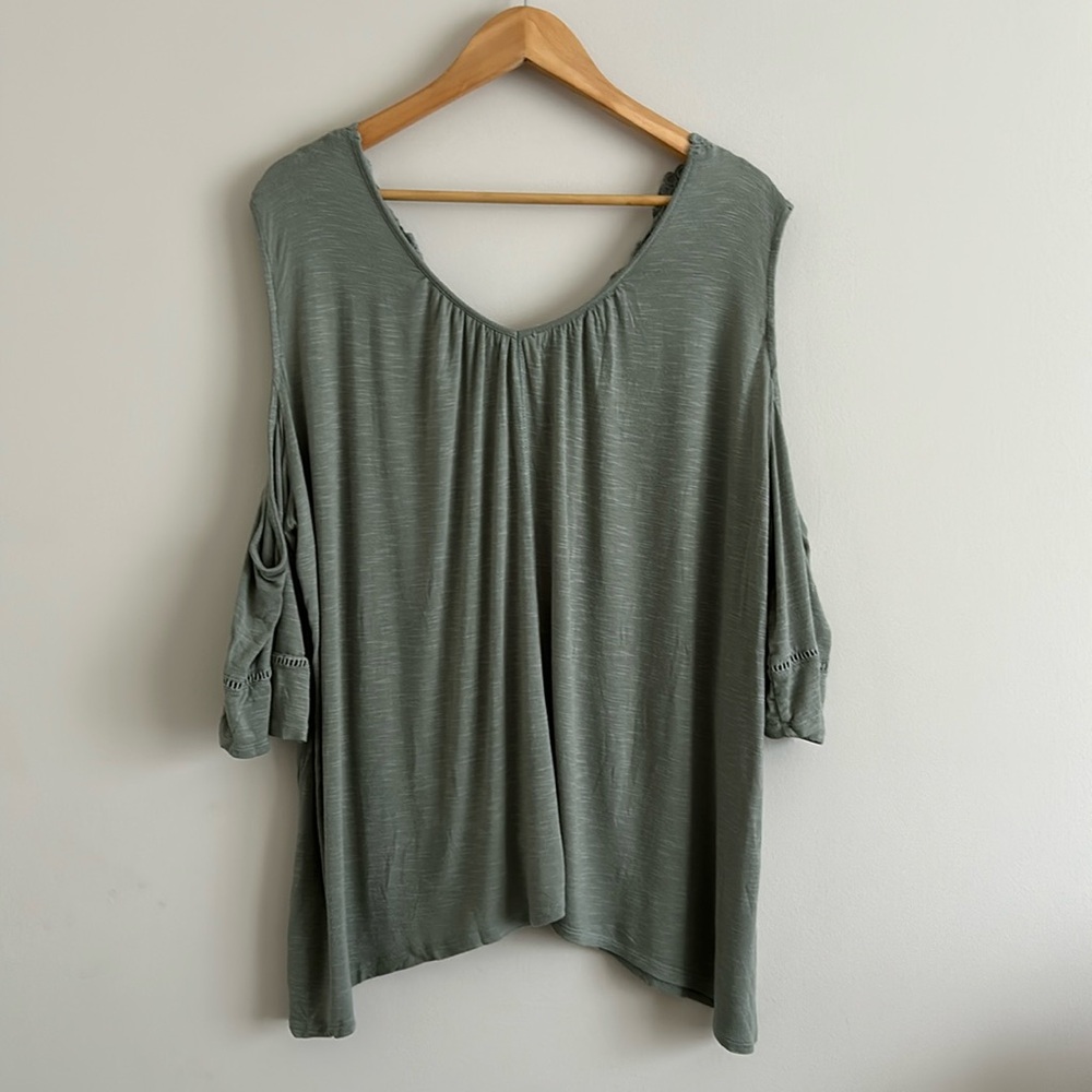 Maurices Green Fairy Boho Lace Embroidered Sleeve Blouse Cut Out Sleeves 3X - Picture 5 of 6
